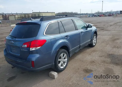 2014 Subaru Outback 2.5I Premium z USA, uszkodzony, nr VIN 4S4BRCCC3E3226184